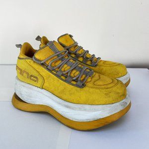 Vintage platform sneakers